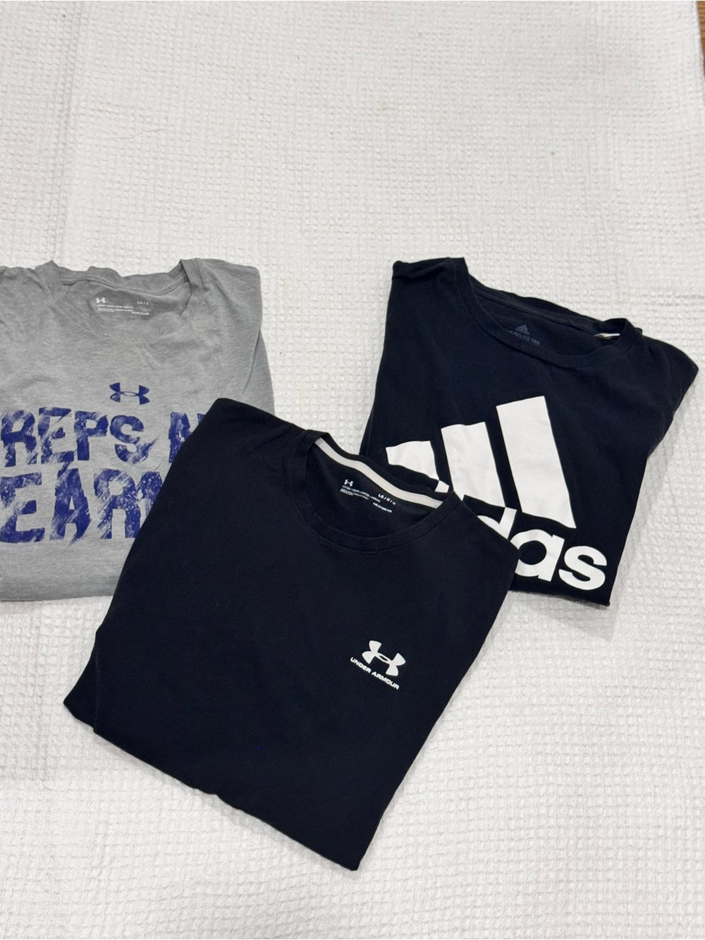 Under Armour Black Short Sleeve Crew Neck Tee with White Logo